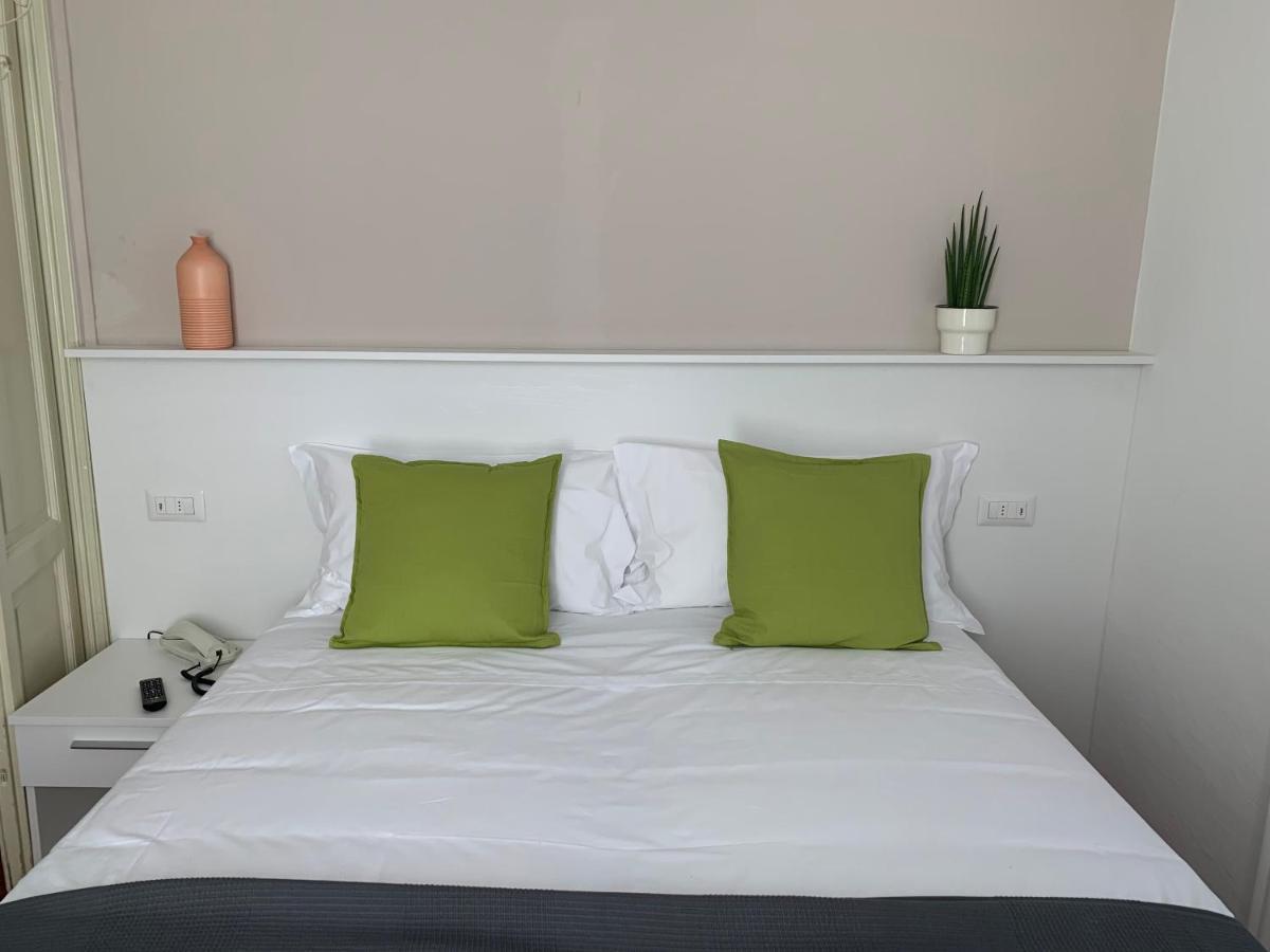 Hotel Loveno Menaggio Eksteriør bilde