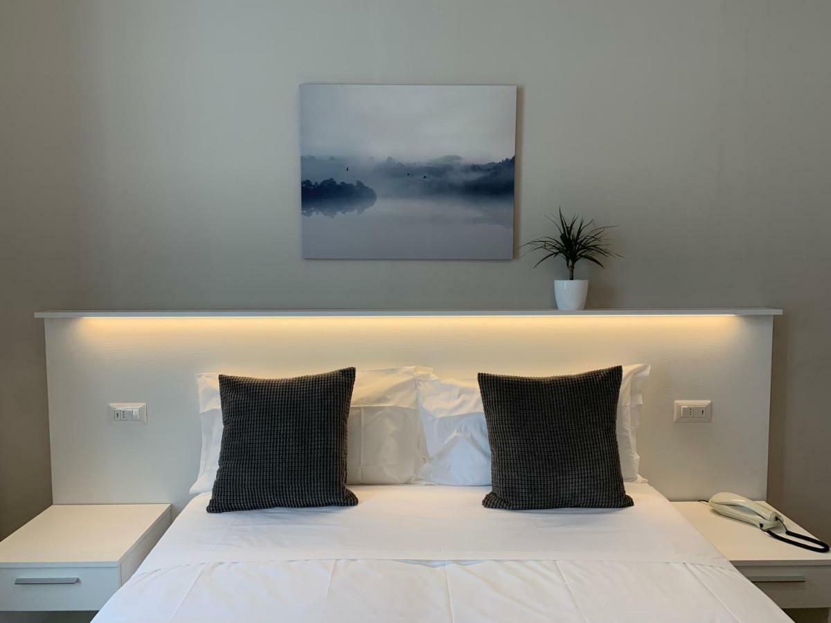 Hotel Loveno Menaggio Eksteriør bilde
